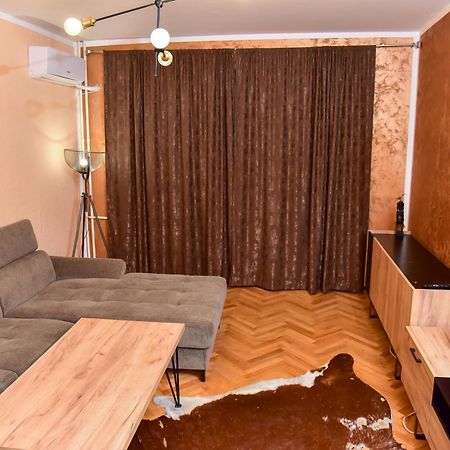 Goldi Apartman Баня-Лука Екстер'єр фото