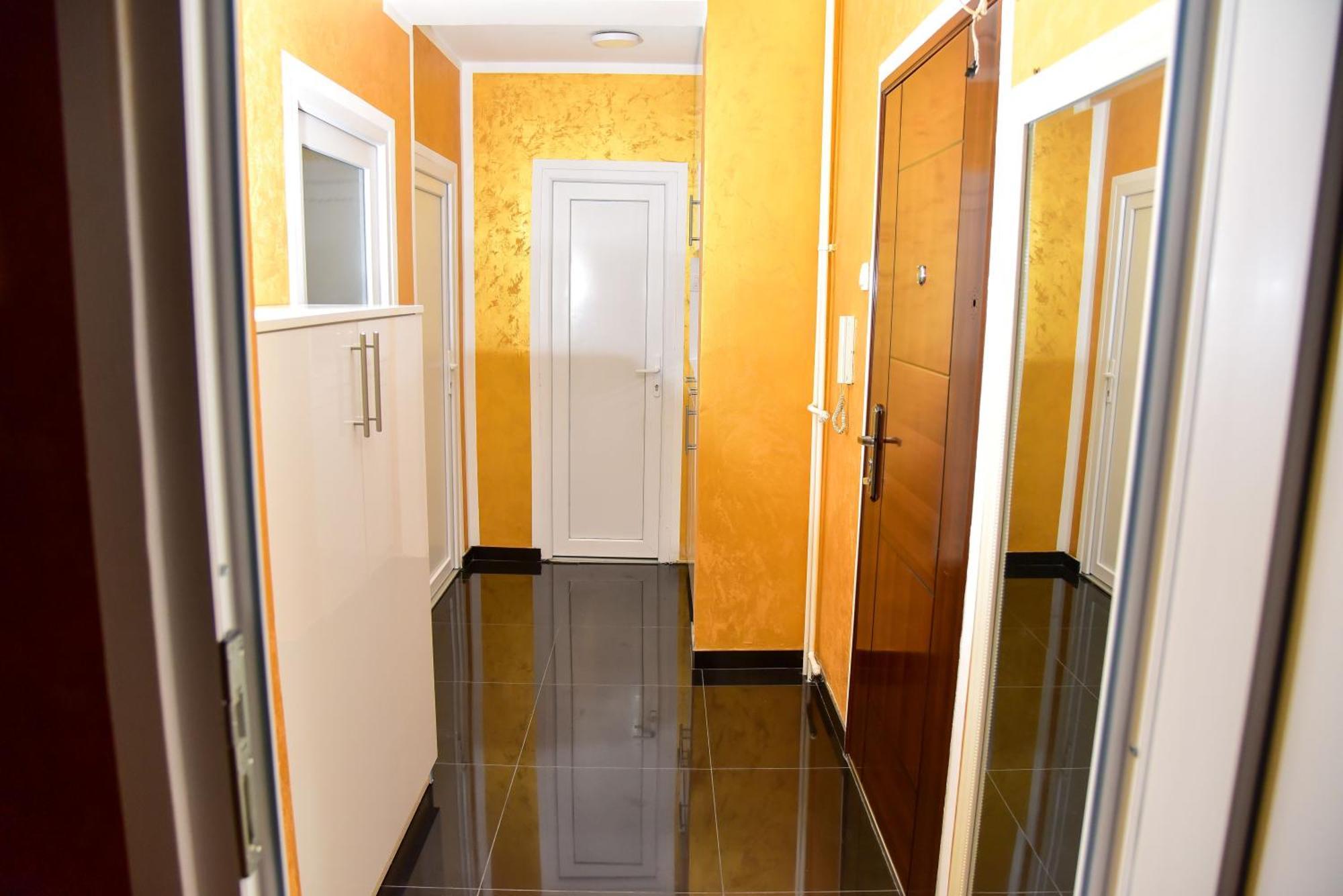 Goldi Apartman Баня-Лука Екстер'єр фото